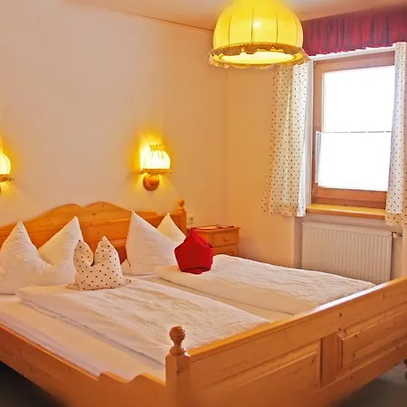 Schuasterhof