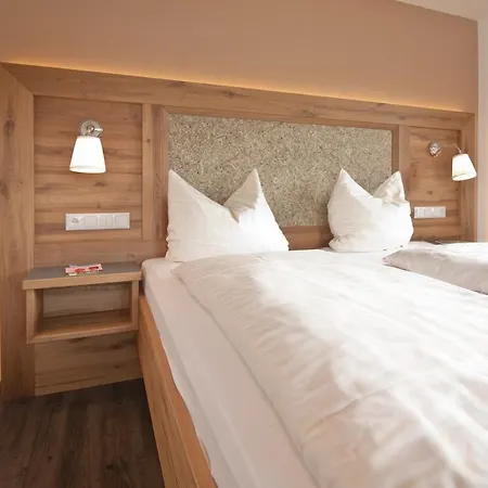 Schuasterhof 3*