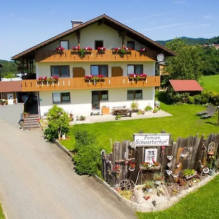 Schuasterhof 3*
